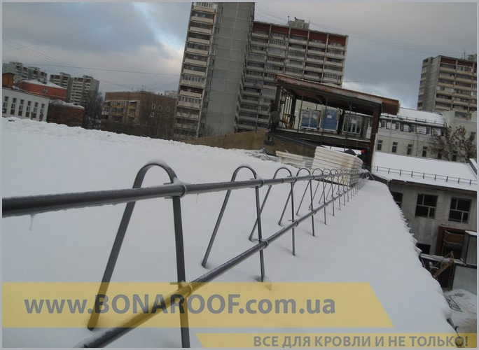 Ограждение кровли в порошковом покрытии